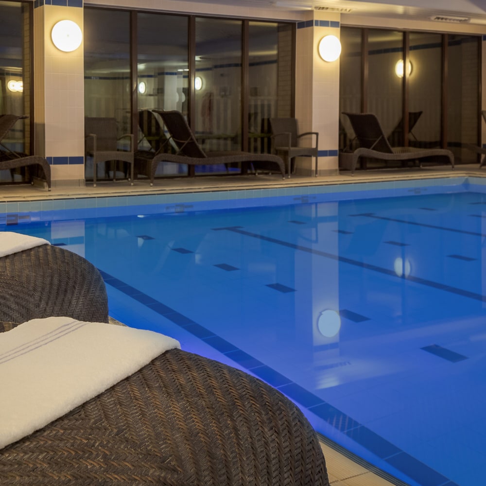 Indoor pool, Hampshire Court Hotel & Spa