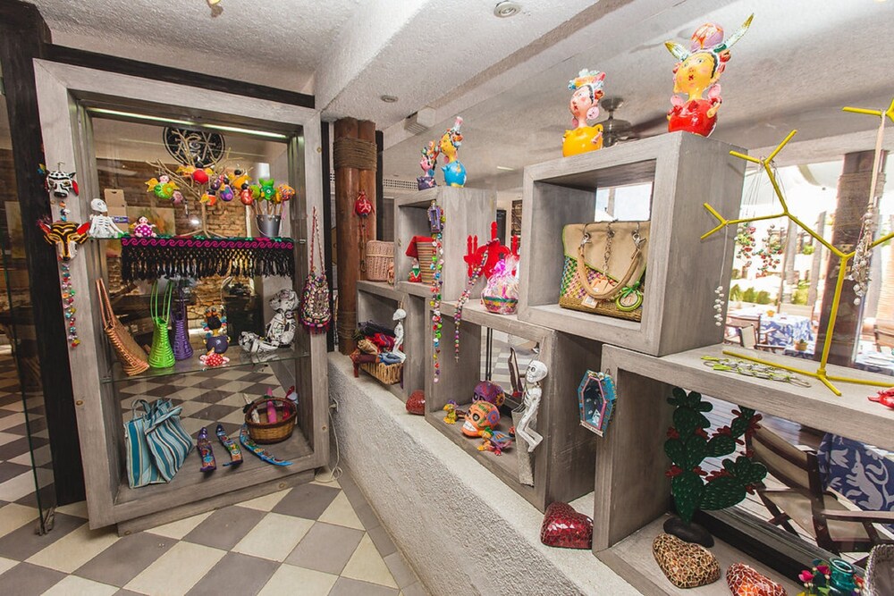 Gift shop, Casa Natalia Boutique Hotel  Adults Only