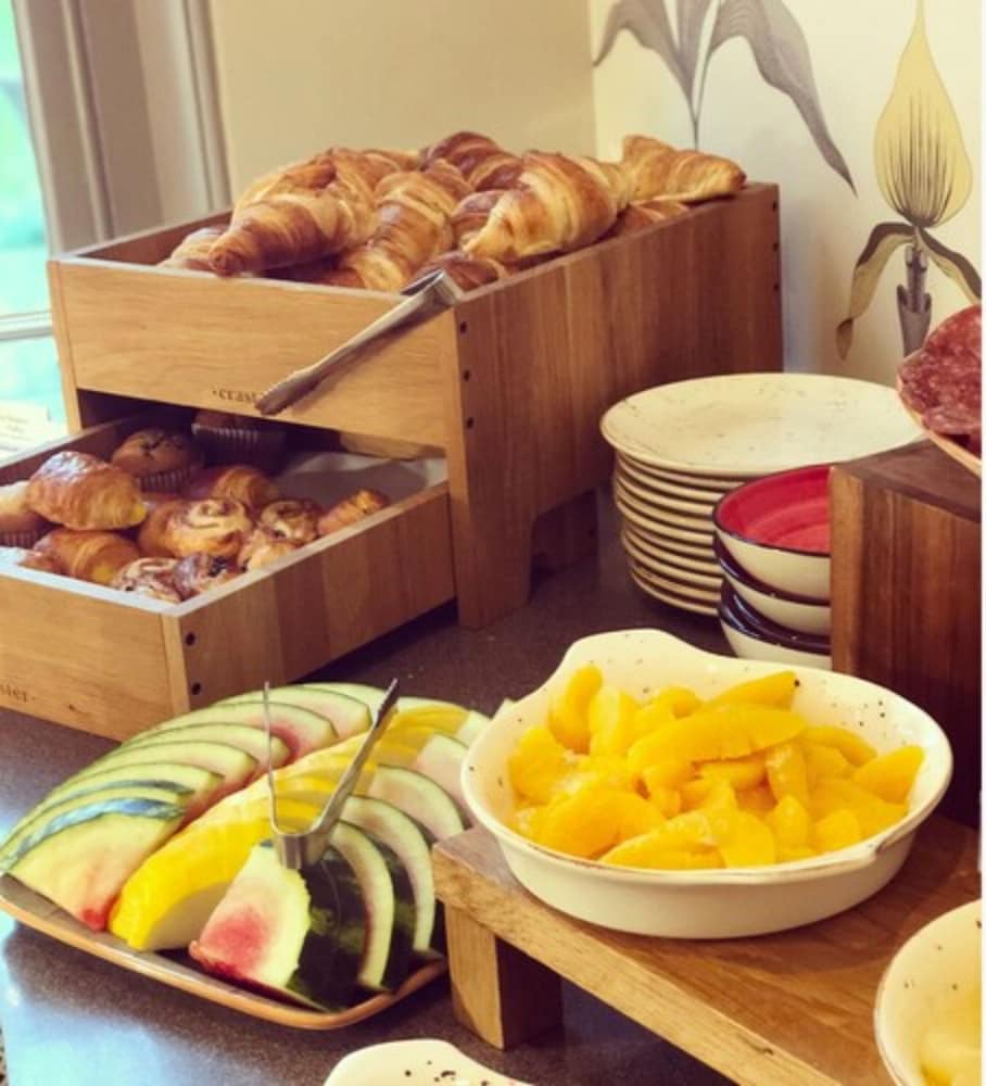 Photo - Royal Berkshire