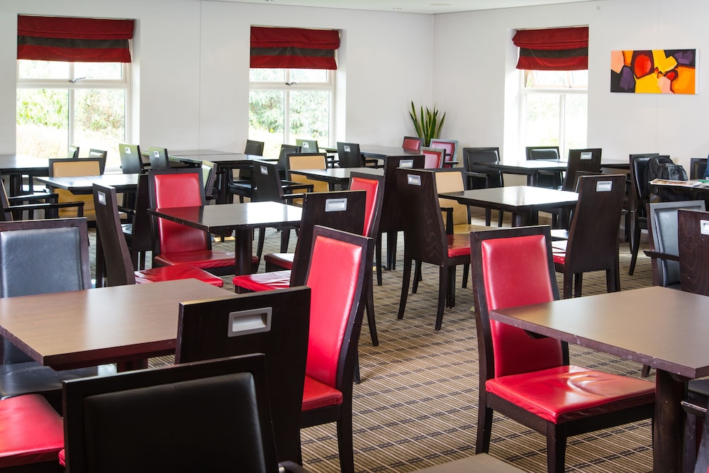 Breakfast area, Holiday Inn Express Exeter M5, Jct 29, an IHG Hotel