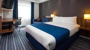In-room safe, desk, iron/ironing board, free WiFi