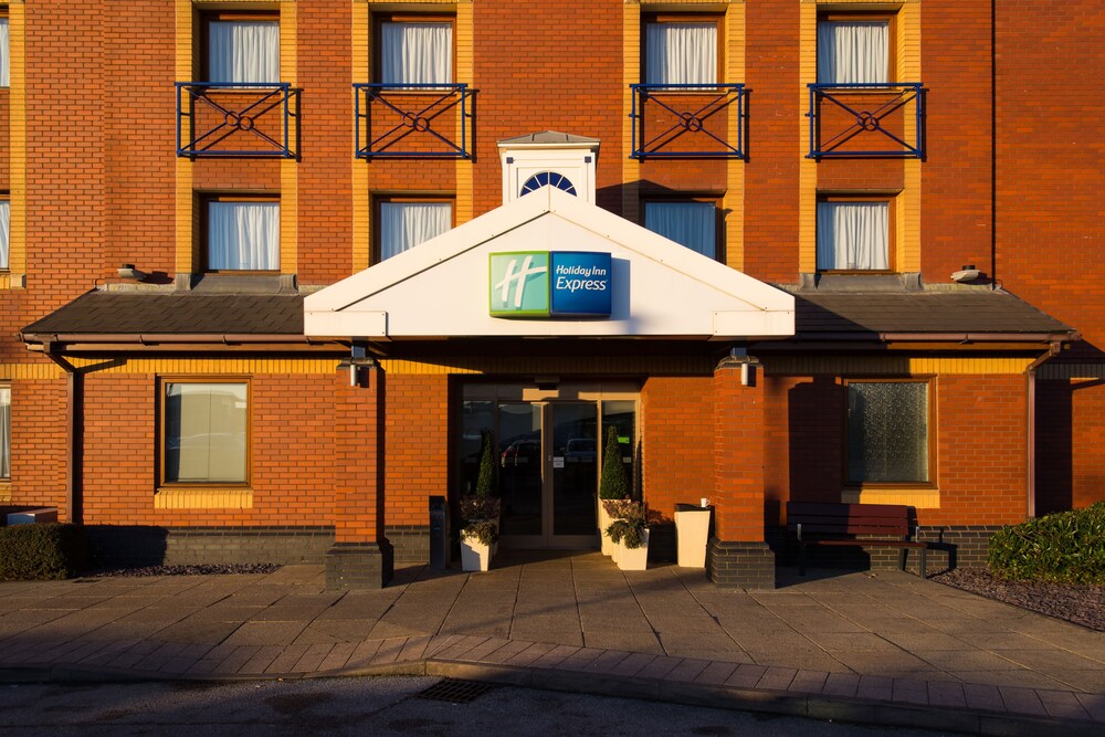 Holiday Inn Express Stoke On Trent, an IHG Hotel