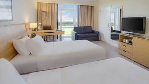 Premium bedding, desk, free cots/infant beds, free rollaway beds