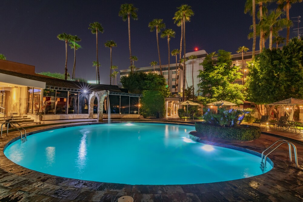4 Star Hotels