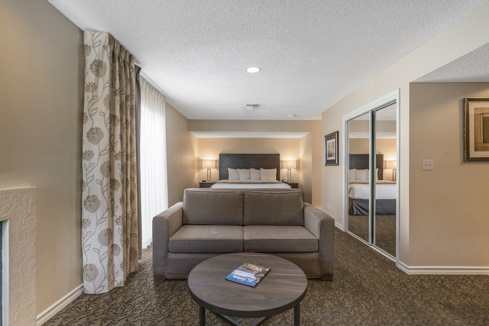 Chase Suite Hotel El Paso