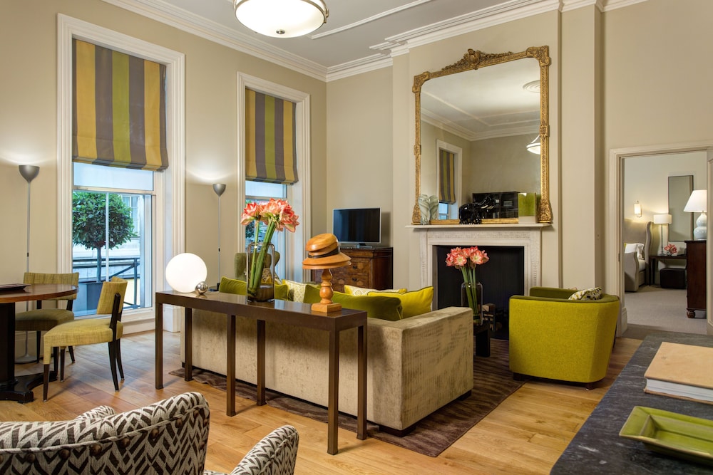 resorts close to brockley london