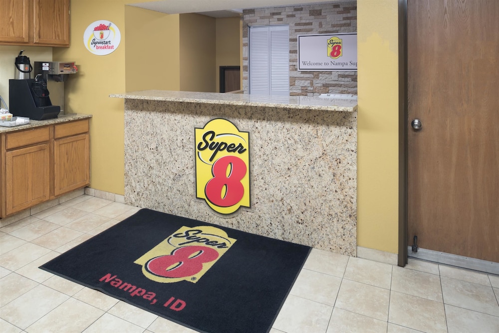 Reception, Super 8 by Wyndham Nampa