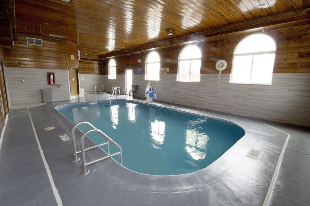 Super 8 By Wyndham Chicago Ohare Airport In Chicago Hotel - 
