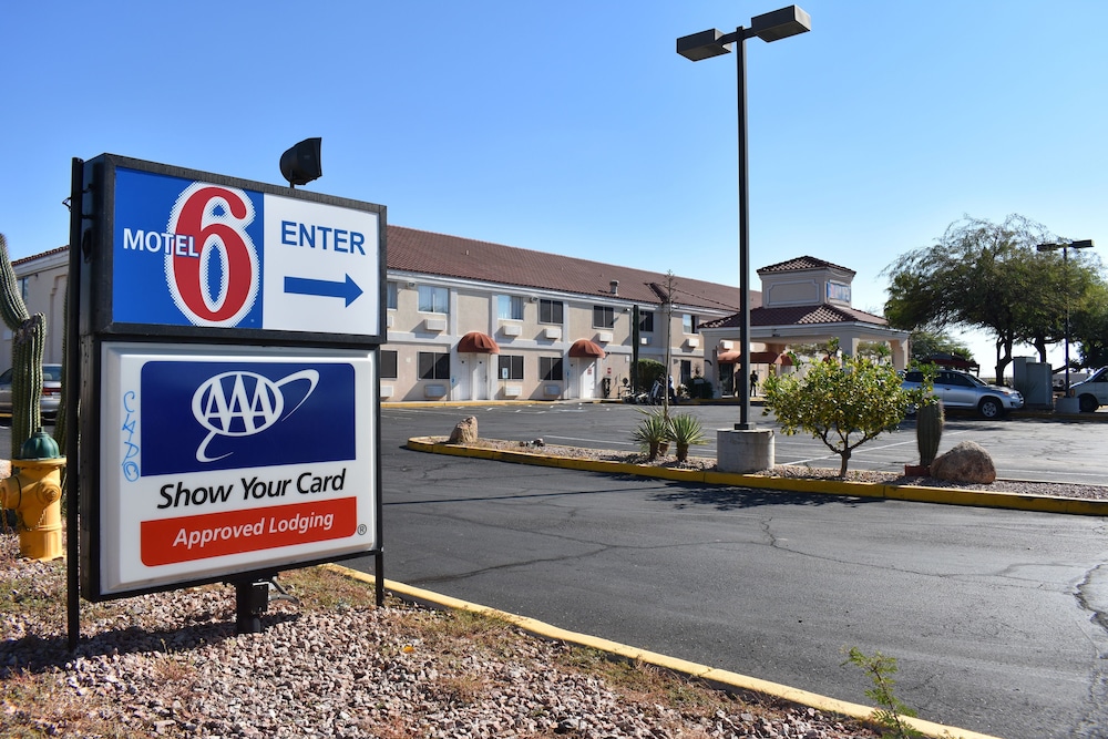 Motel 6 Apache Junction, AZ 2019 Room Prices 50, Deals & Reviews Expedia
