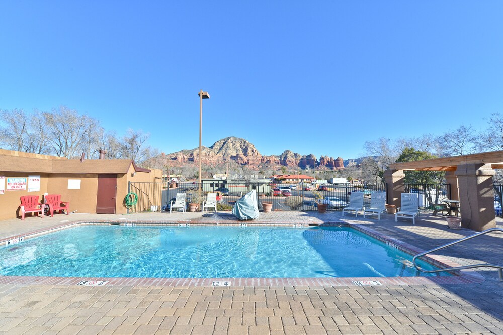 Pool, Andante Inn of Sedona