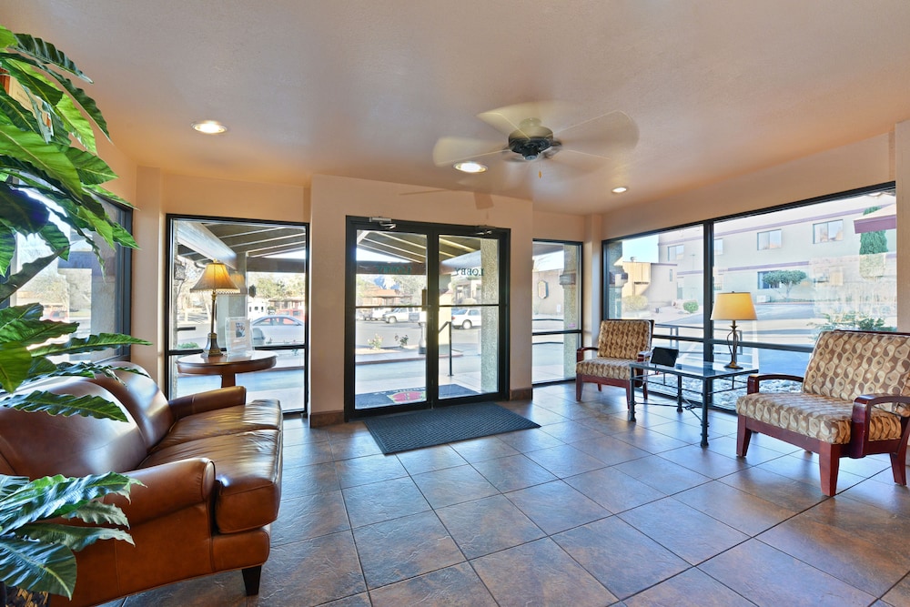 Andante Inn Of Sedona 2018 Room Prices From 88 Deals Reviews Mountain View Featured Image Interior Entrance