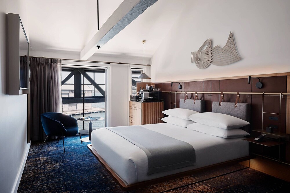 Pier One Sydney Harbour, Marriott Autograph Collection
