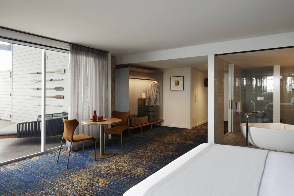 Pier One Sydney Harbour, Marriott Autograph Collection