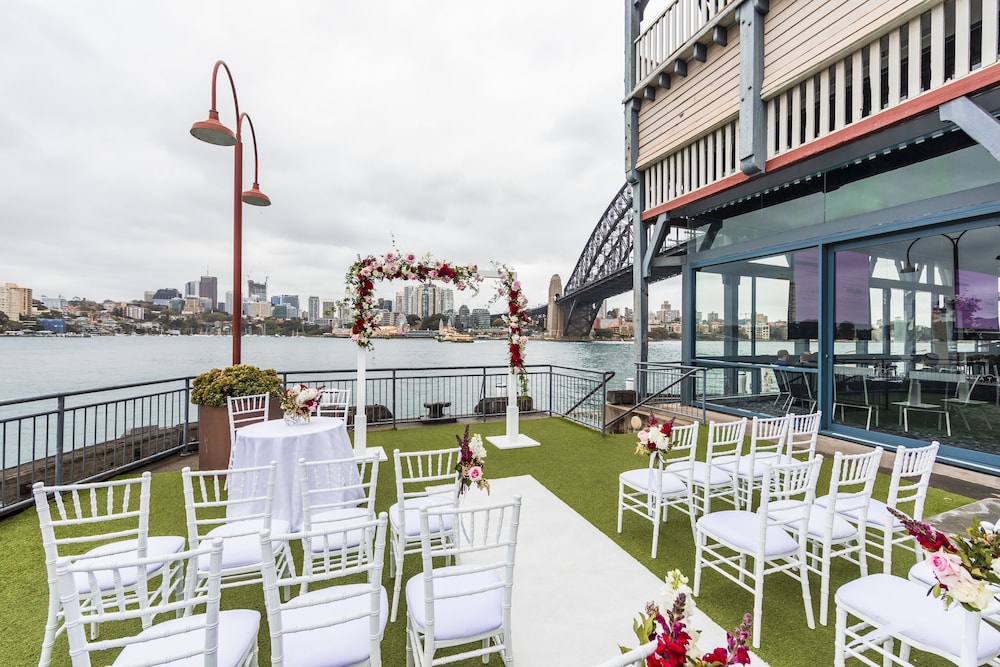 Outdoor wedding area, Pier One Sydney Harbour, Marriott Autograph Collection