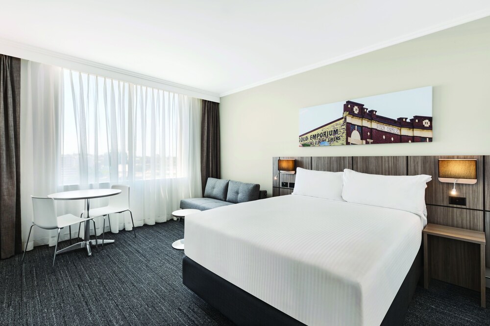 Room, Mercure Sydney Bankstown