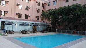 Piscina externa