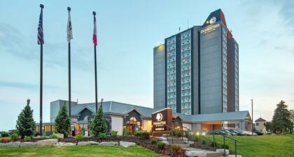 DoubleTree by Hilton Toronto Airport