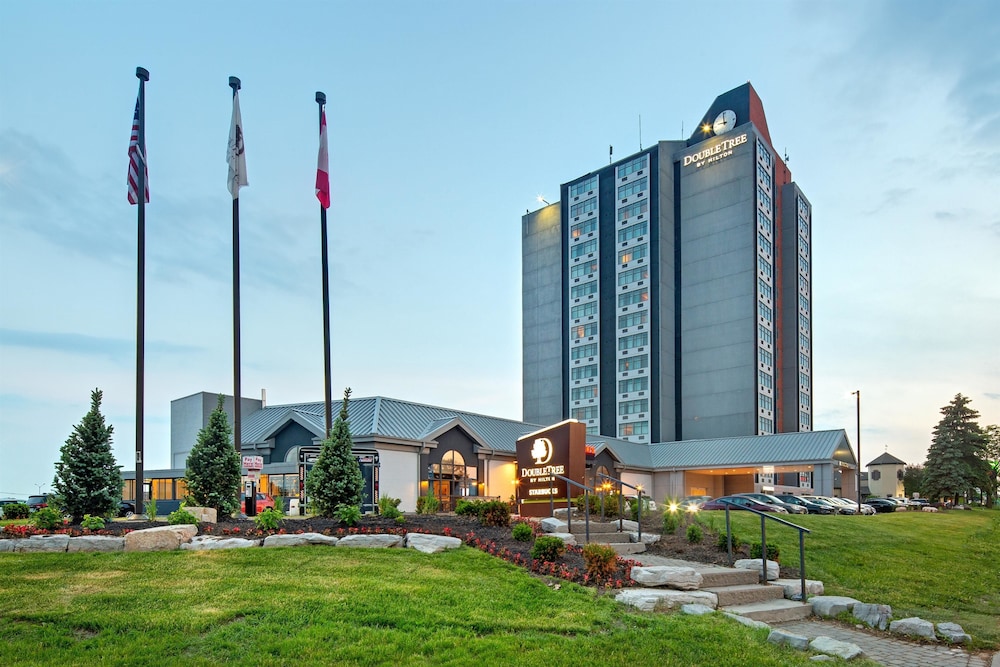 DoubleTree by Hilton Toronto Airport 2019 Pictures, Reviews, Prices