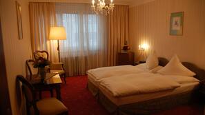 Hypo-allergenic bedding, down duvet, minibar, in-room safe