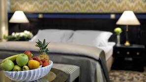 Premium bedding, minibar, in-room safe, desk