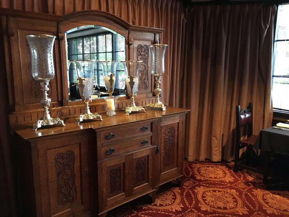 Interior, Albury Manor House