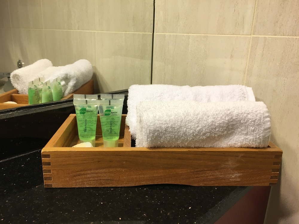 Bathroom amenities, Albury Manor House