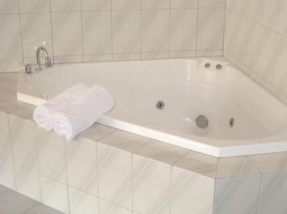 Eltham Motor Inn