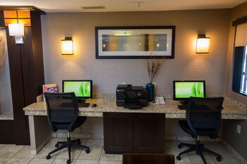 Holiday Inn Express Topeka West I-70 Wanamaker