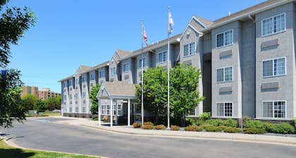 Microtel Inn and Suites by Wyndham Bloomington MSP Airport