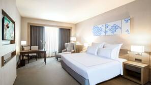 Minibar, in-room safe, desk, blackout curtains