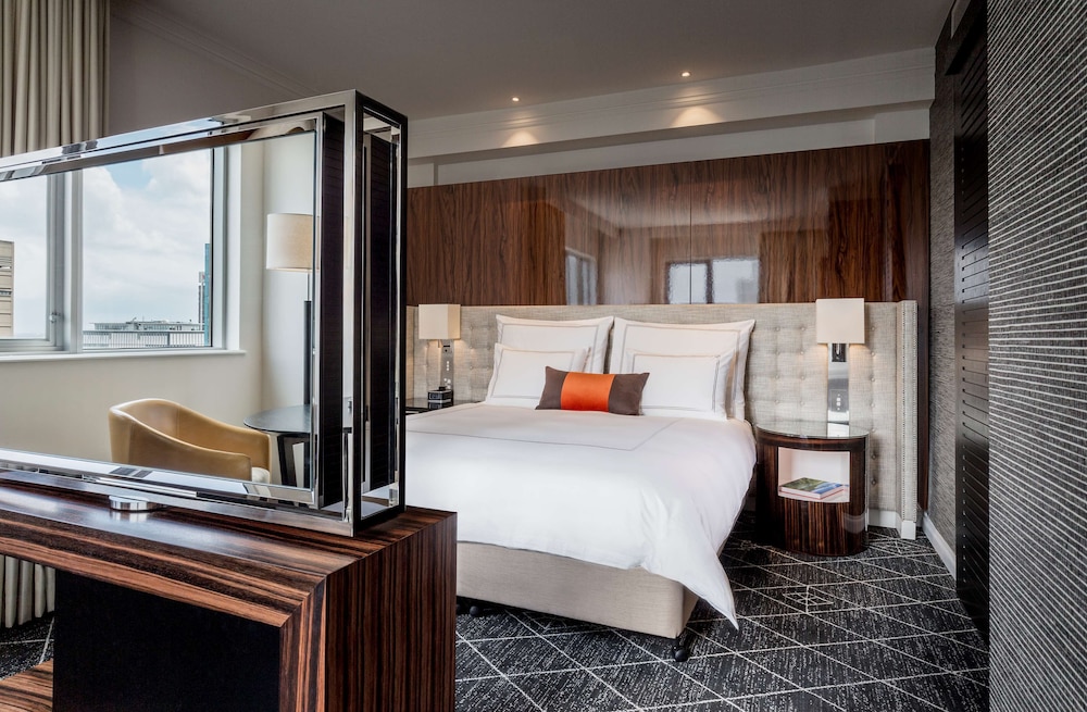 Swissotel Sydney