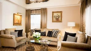 Premium bedding, minibar, in-room safe, desk