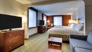 In-room safe, desk, laptop workspace, blackout drapes