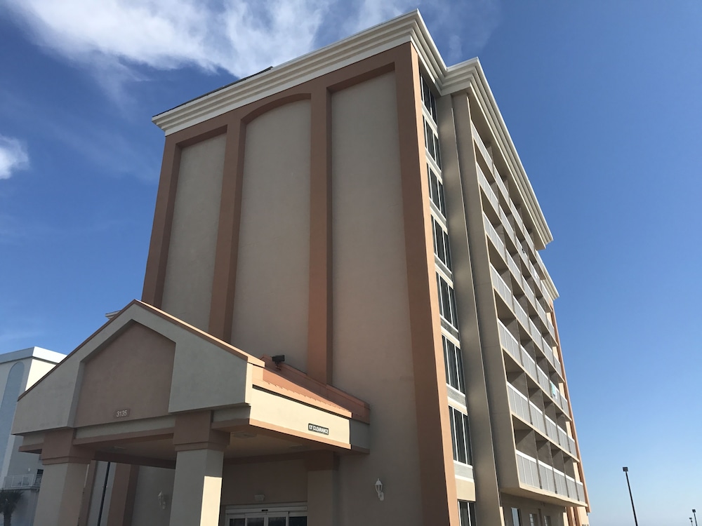 Hampton Inn Daytona Shores - Oceanfront