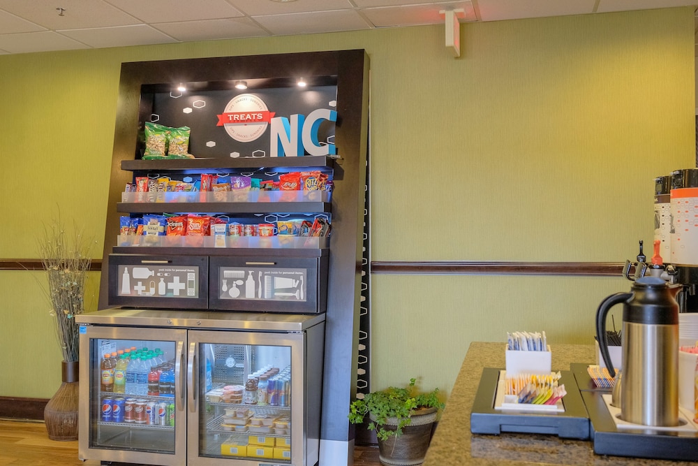 Interior, Hampton Inn Edenton