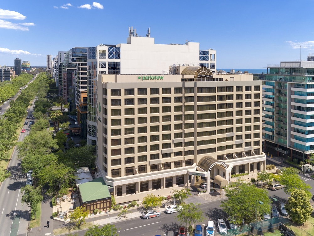 View Melbourne (Melbourne Parkview Hotel)