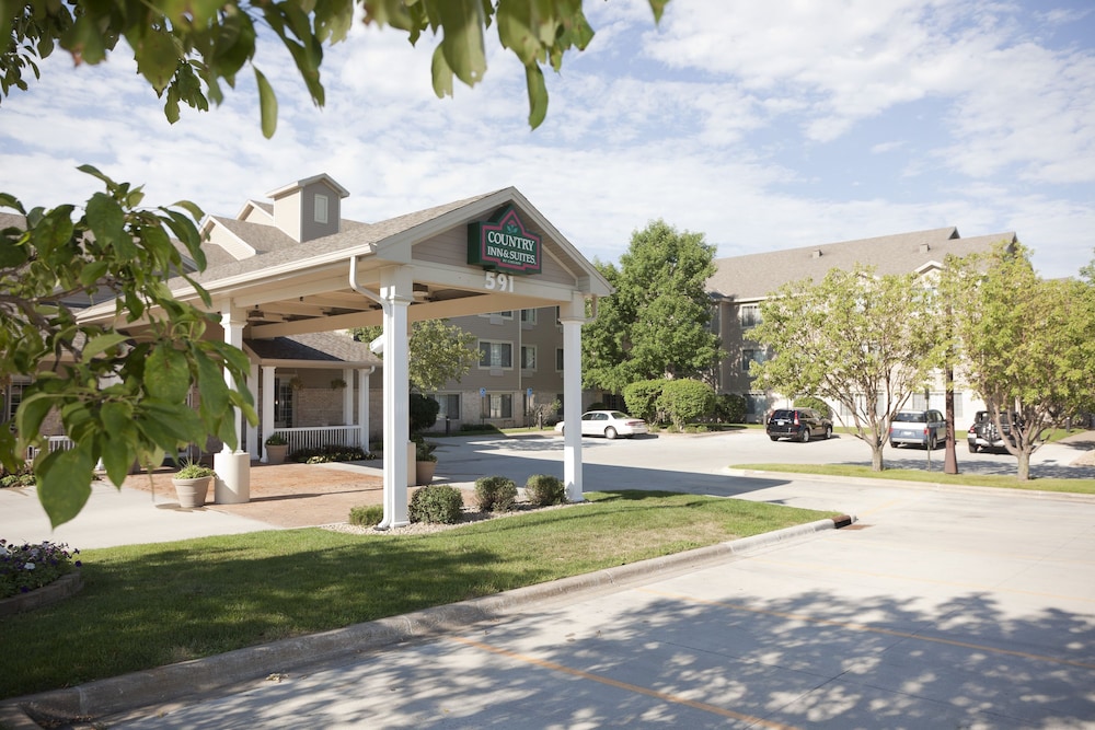 Country Inn & Suites by Radisson, Chanhassen, MN