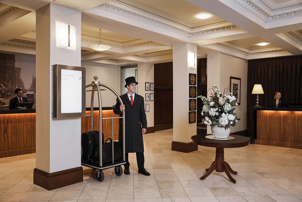 Rendezvous Hotel Melbourne