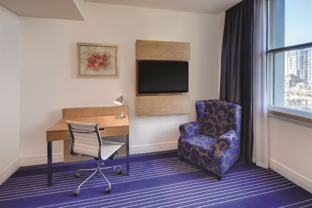 Rendezvous Hotel Melbourne