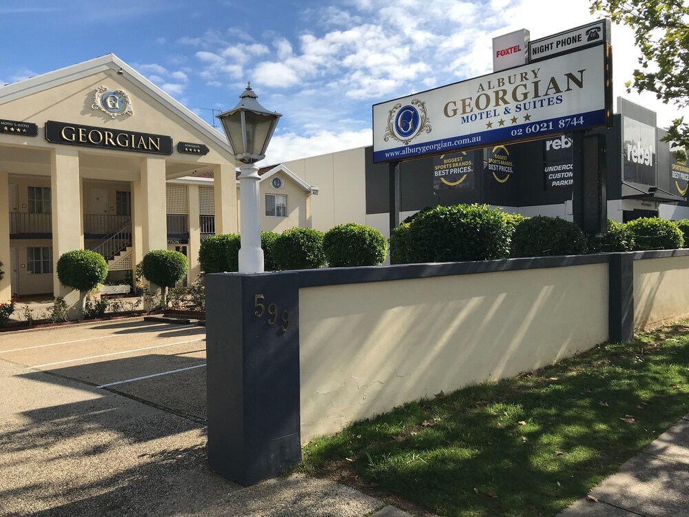 Albury Georgian Motel & Suites