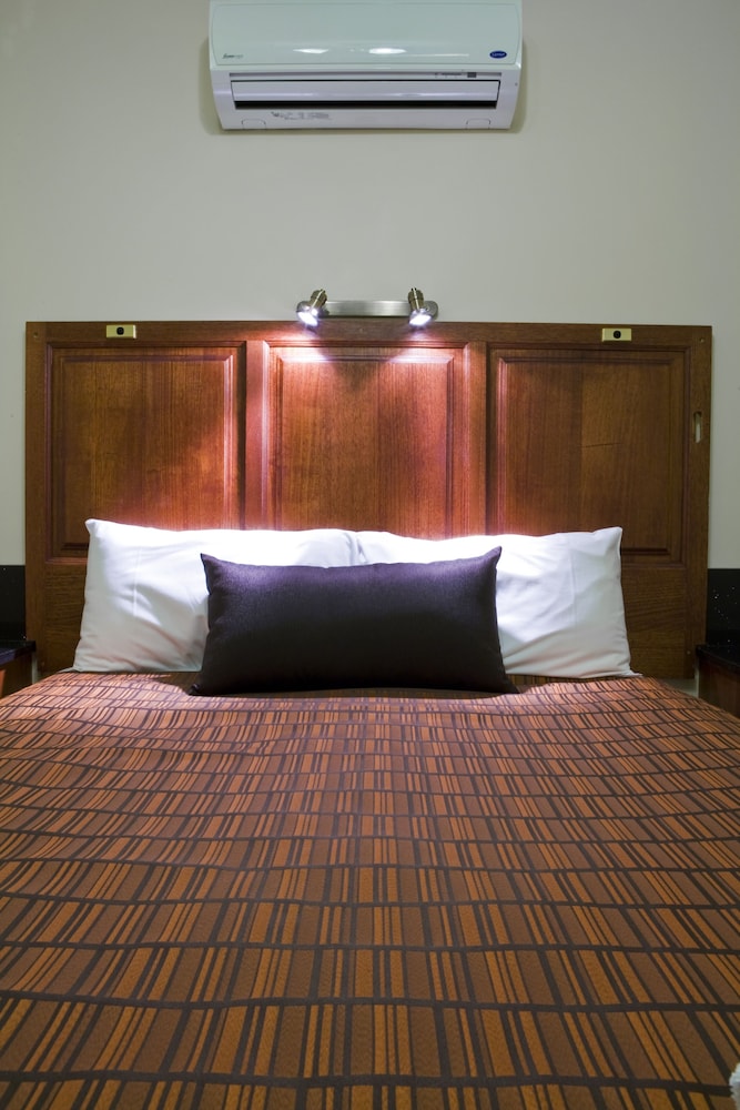 Albury Georgian Motel & Suites