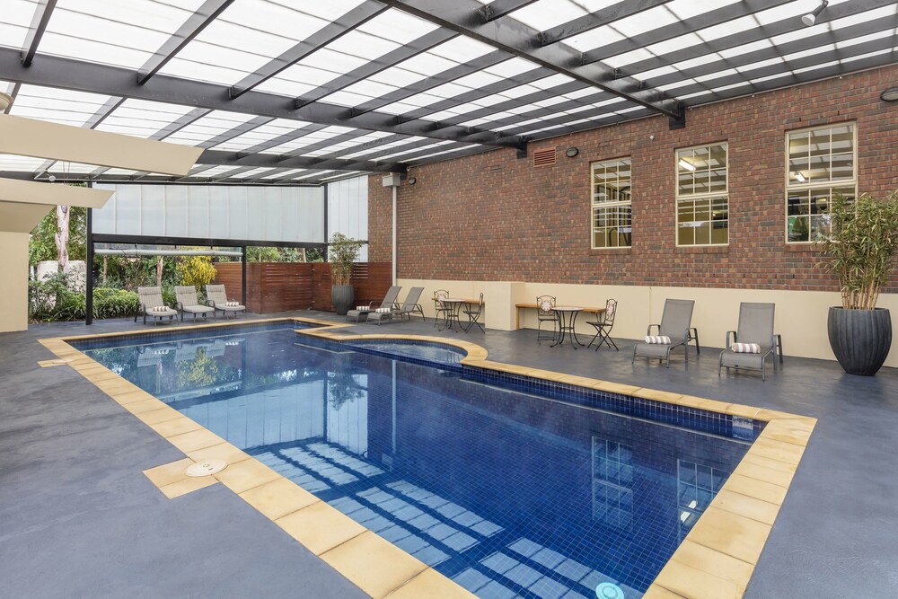 Canterbury International Hotel