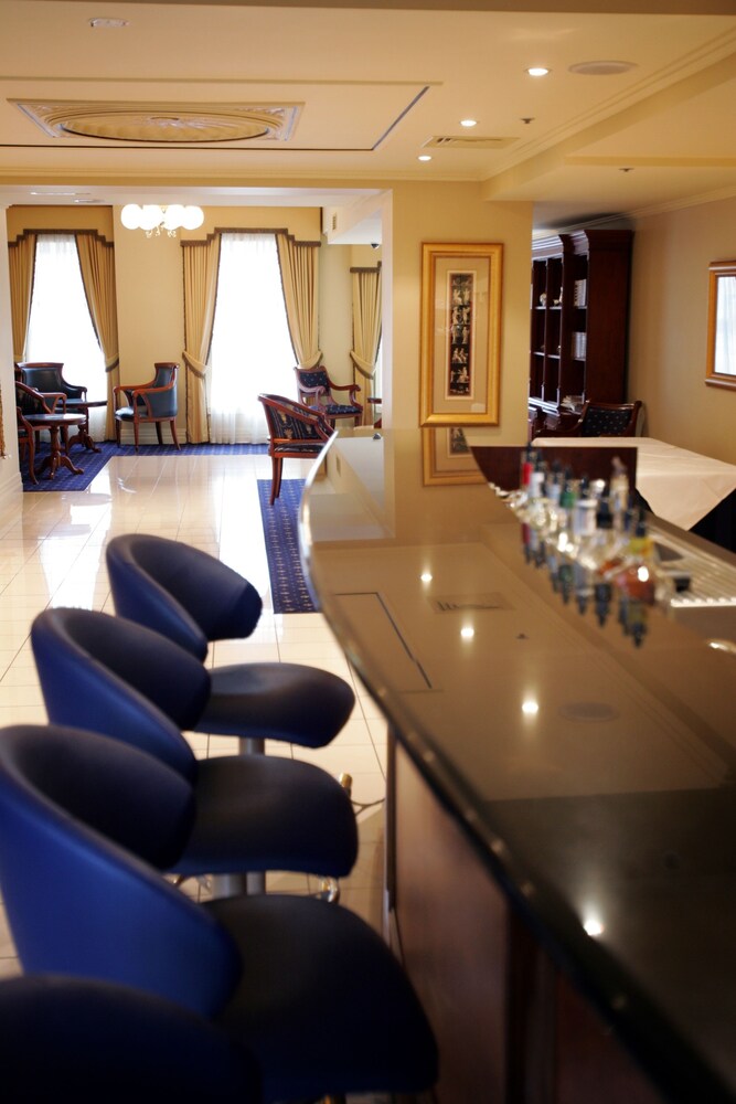 Canterbury International Hotel