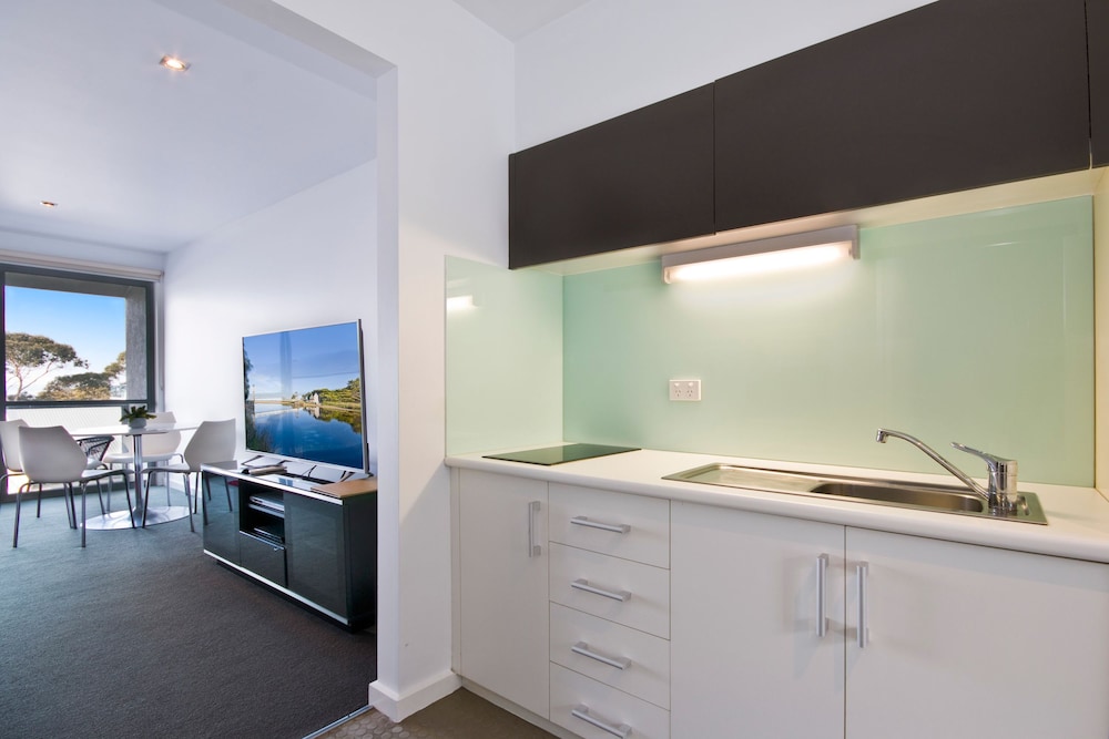 Lorne Bay View Motel