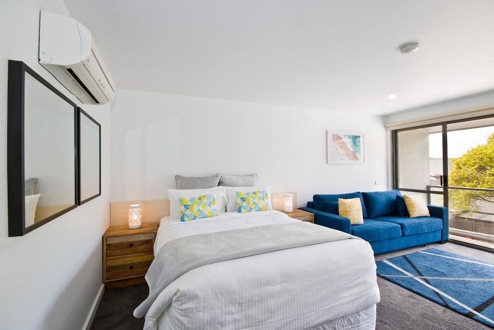 Lorne Bay View Motel