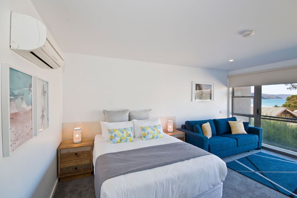 Lorne Bay View Motel