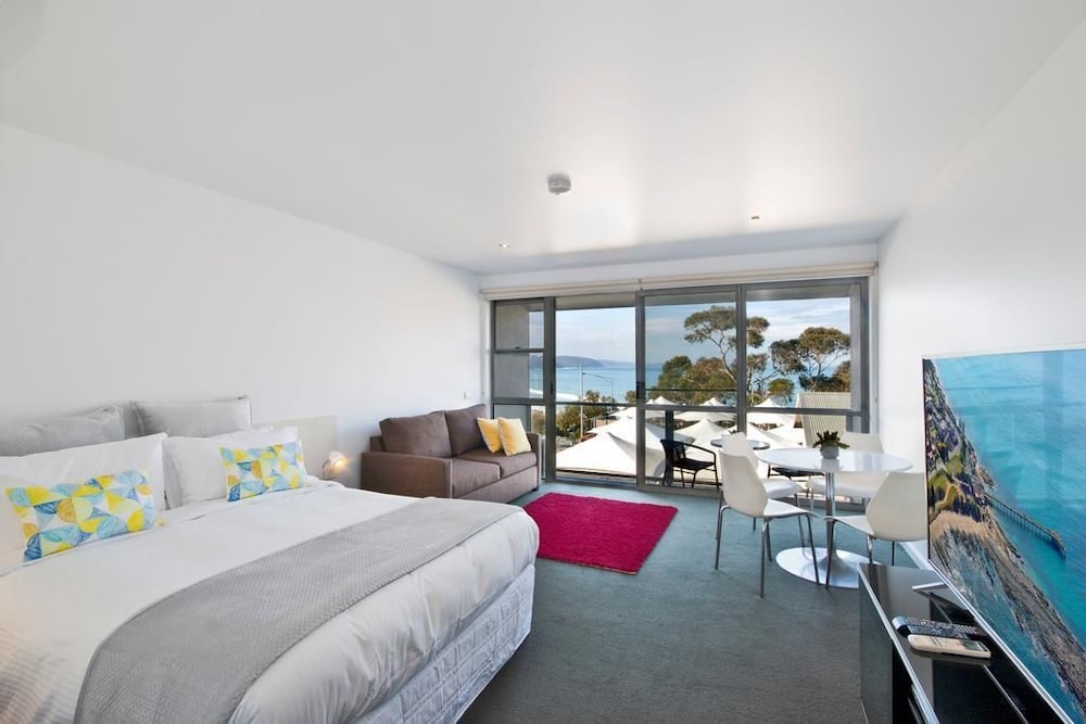 Lorne Bay View Motel