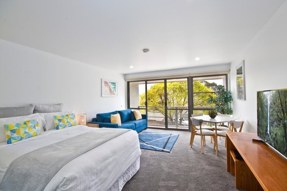 Lorne Bay View Motel