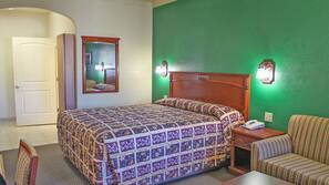 Desk, free WiFi, linens, alarm clocks