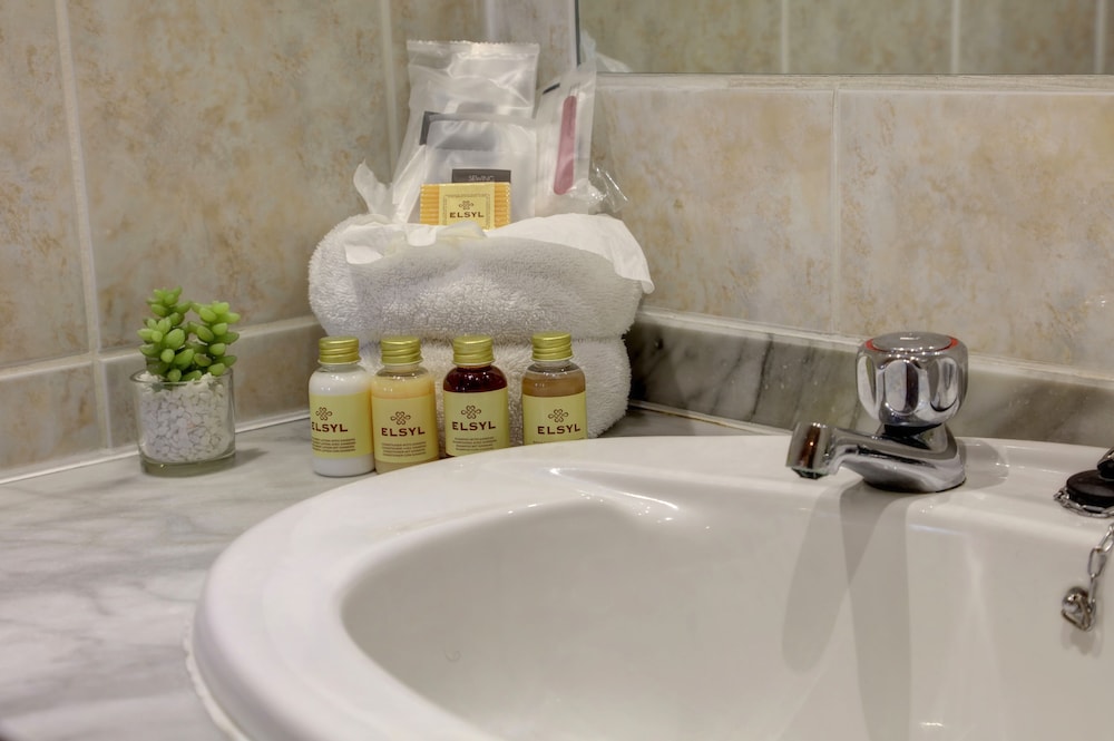 Bathroom amenities, Best Western Plus Bentley Hotel & Spa